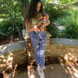 Meet your Posher, Brea